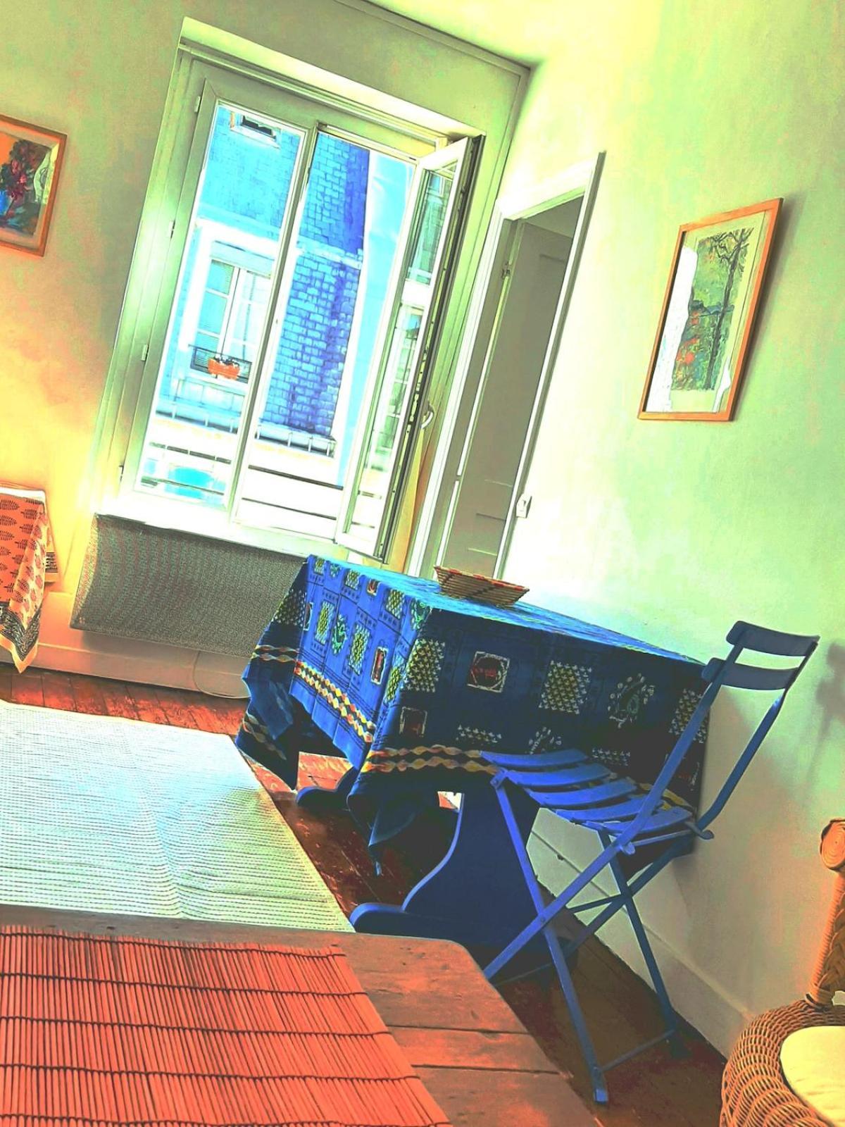 Charming Quiet & Bright *